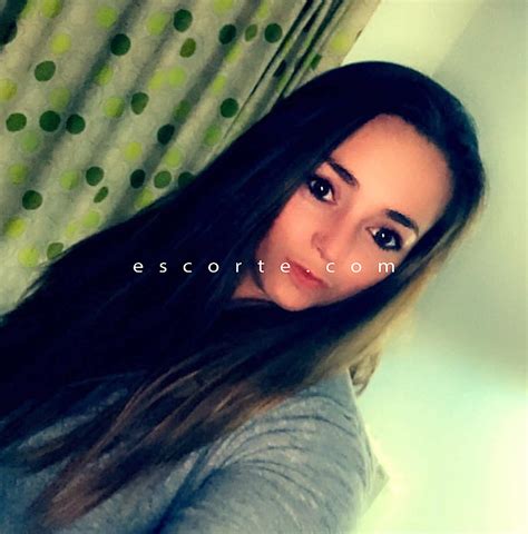 es ort annemasse|Girl Escort Selene en Annemasse